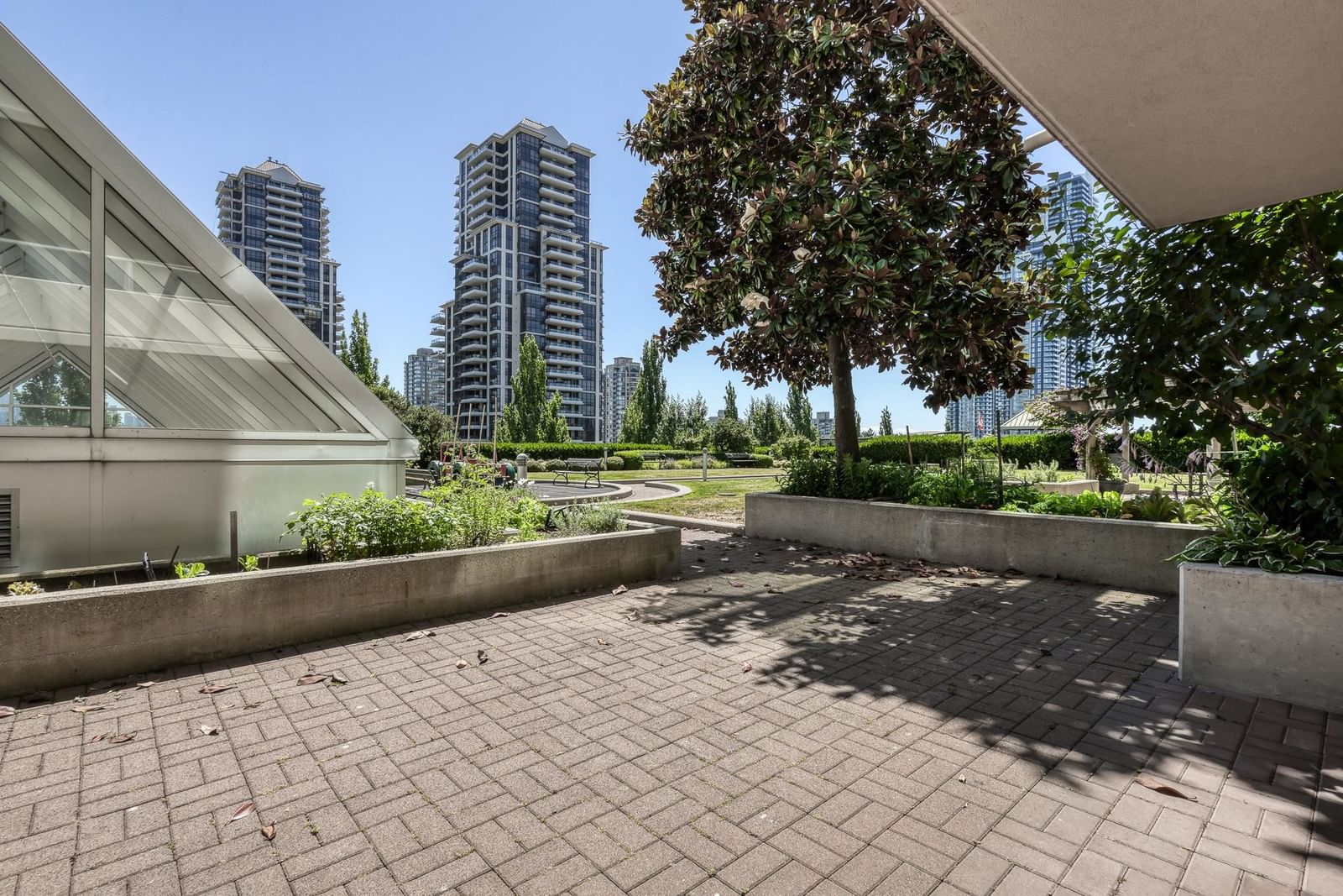 Listing Image 22