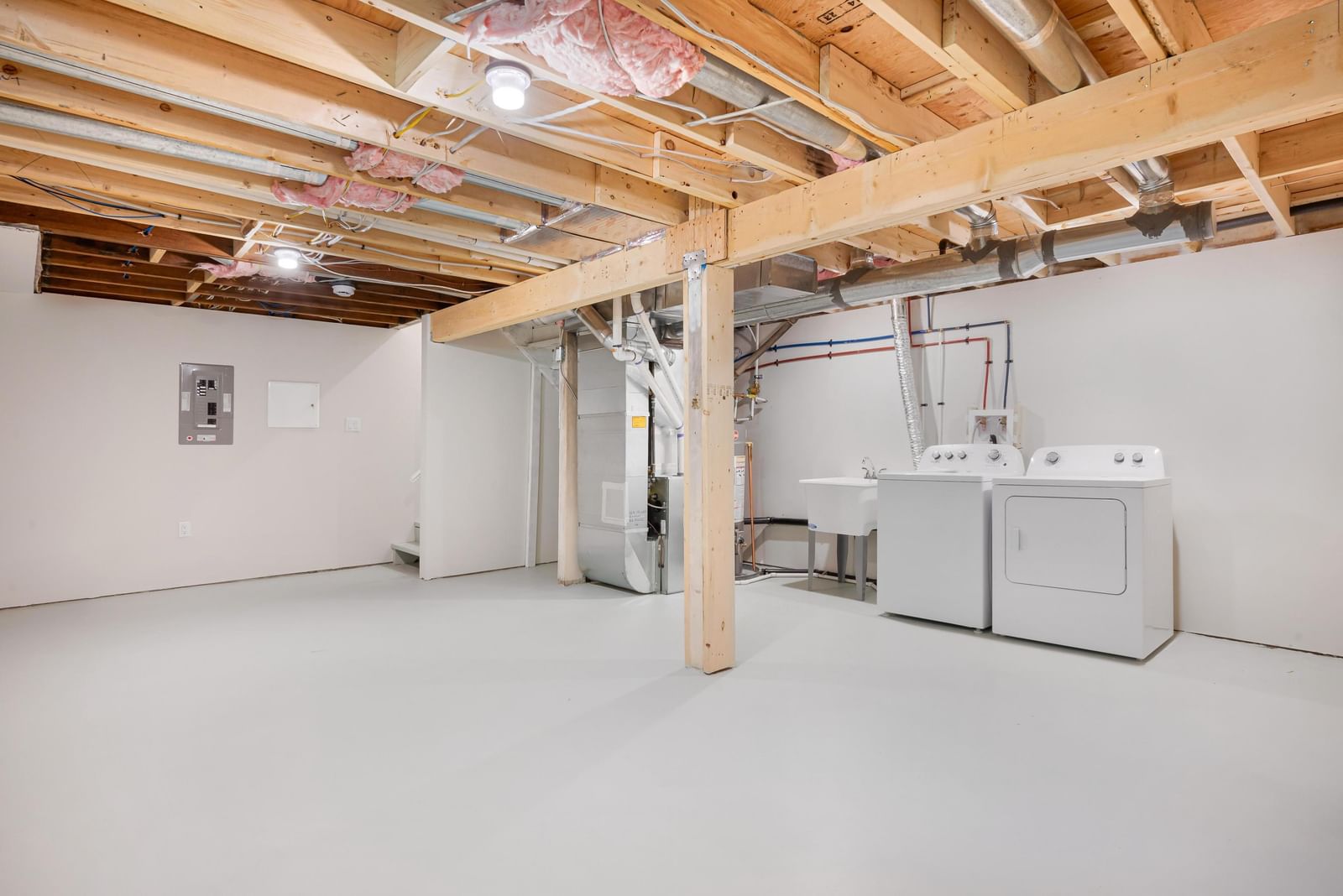 Listing Image 20