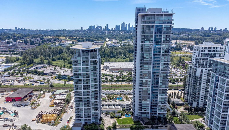 2702 - 2351 Beta Avenue, Burnaby, V5C 0M2 | Image 2