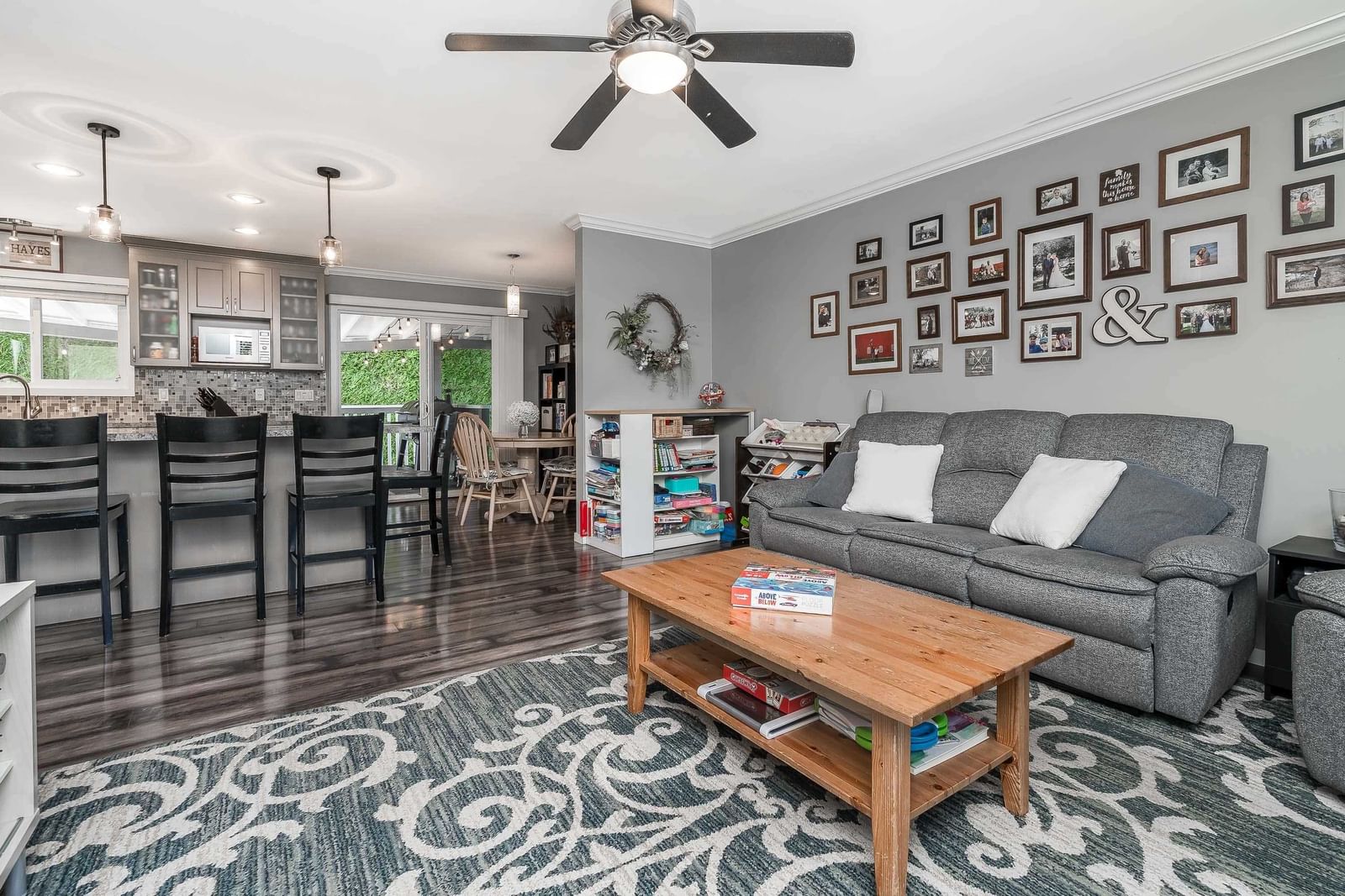 Listing Image 10