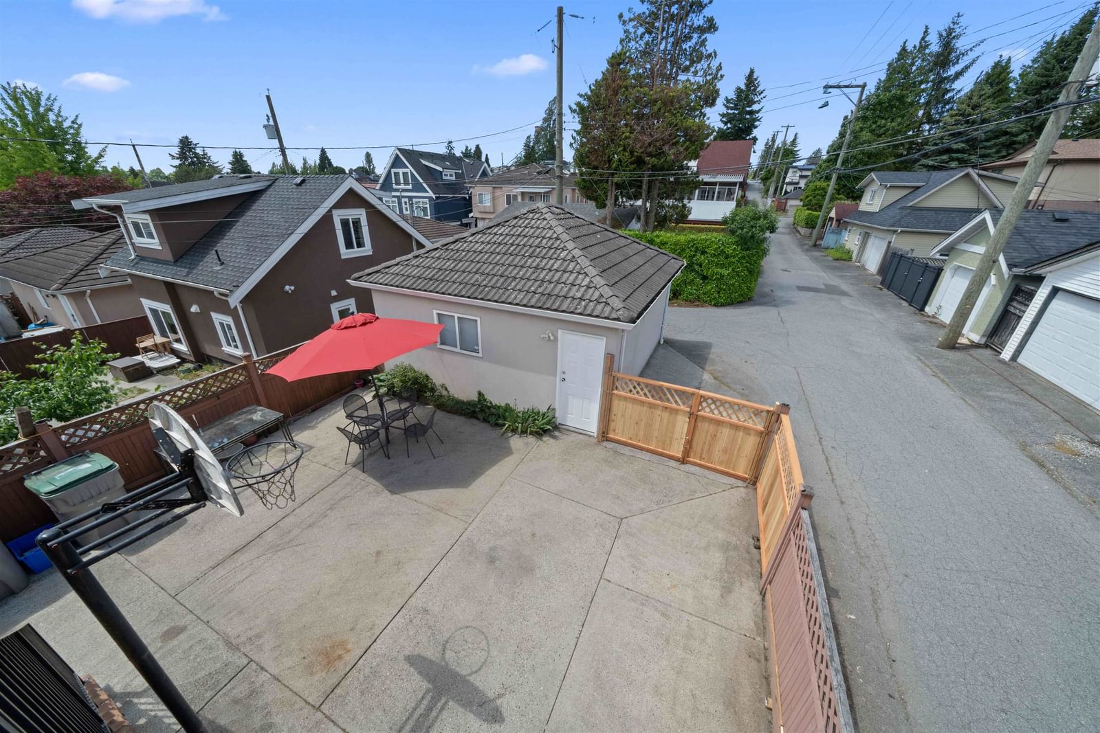 Listing Image 15