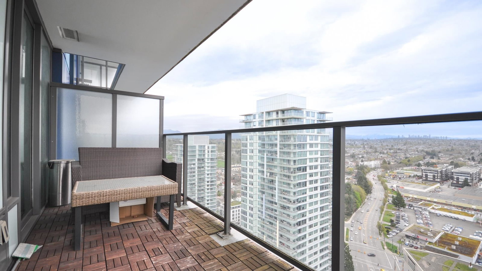 Listing Image 15