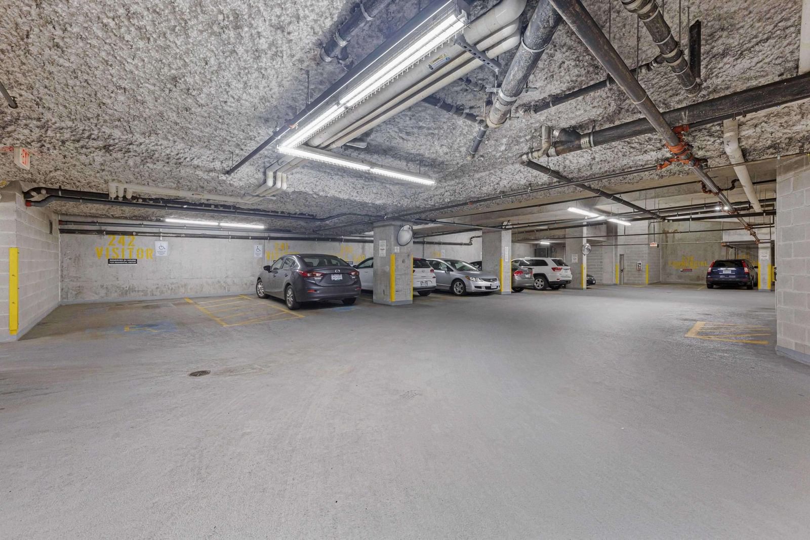 Listing Image 16
