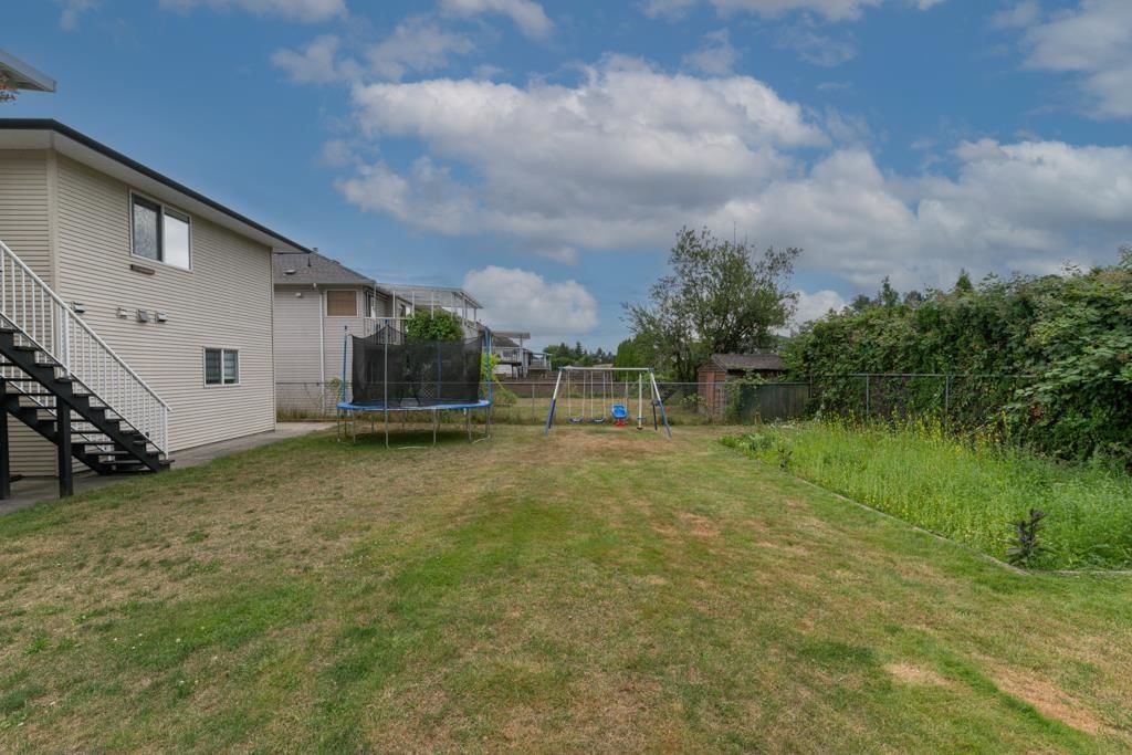 Listing Image 36