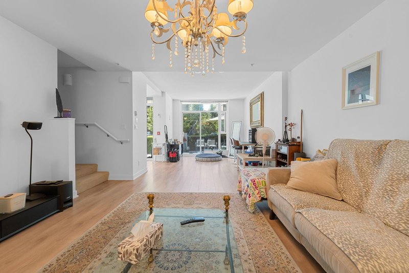 8980 University Crescent, Burnaby, V5A 4Y8 | Image 2