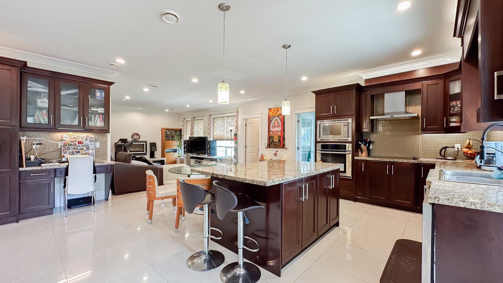 Listing Image 15