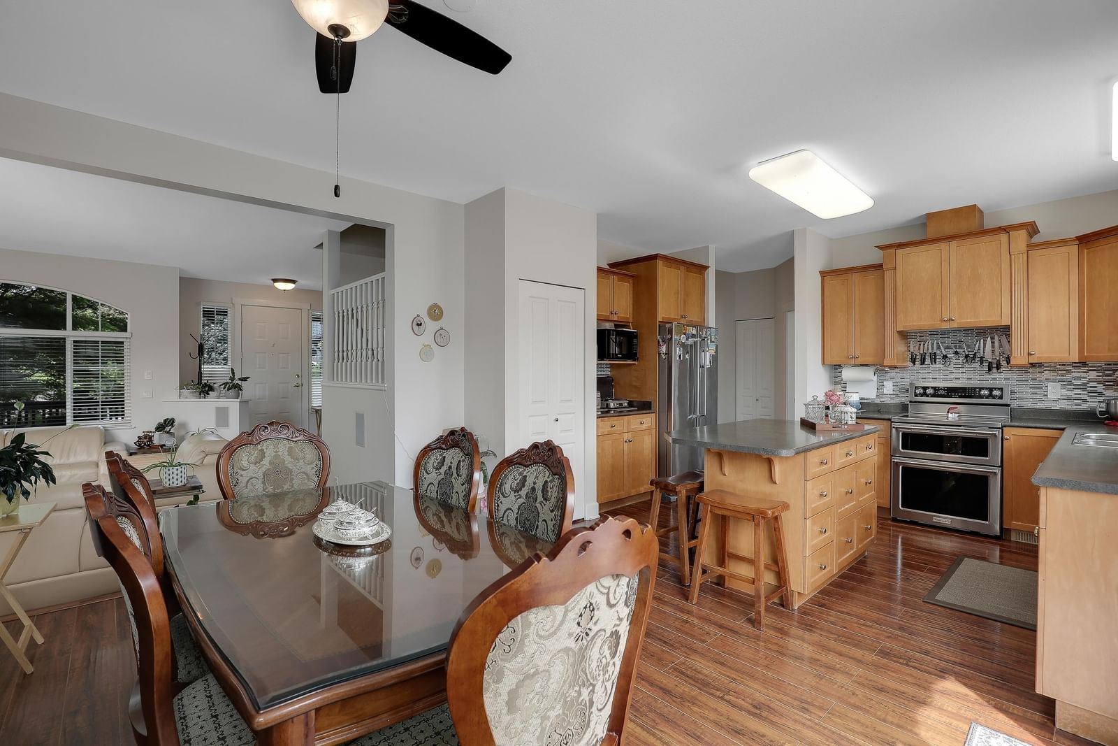 Listing Image 18