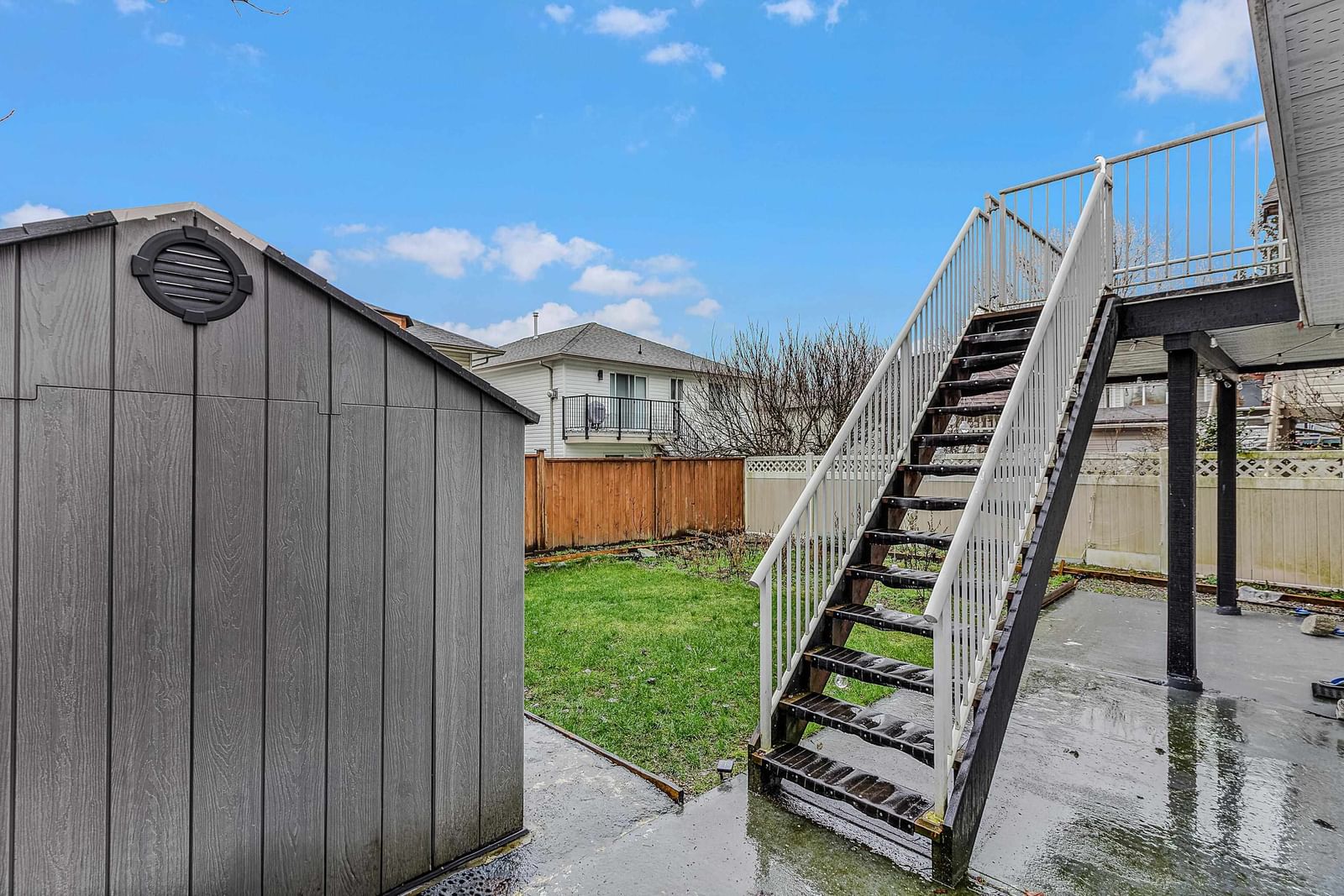 Listing Image 16