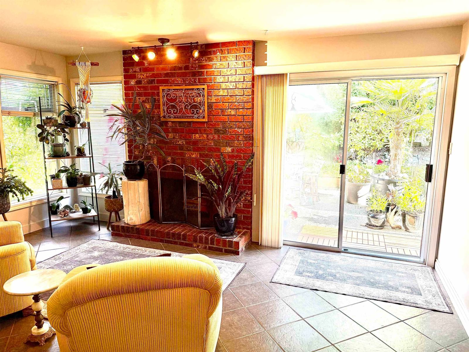 Listing Image 18