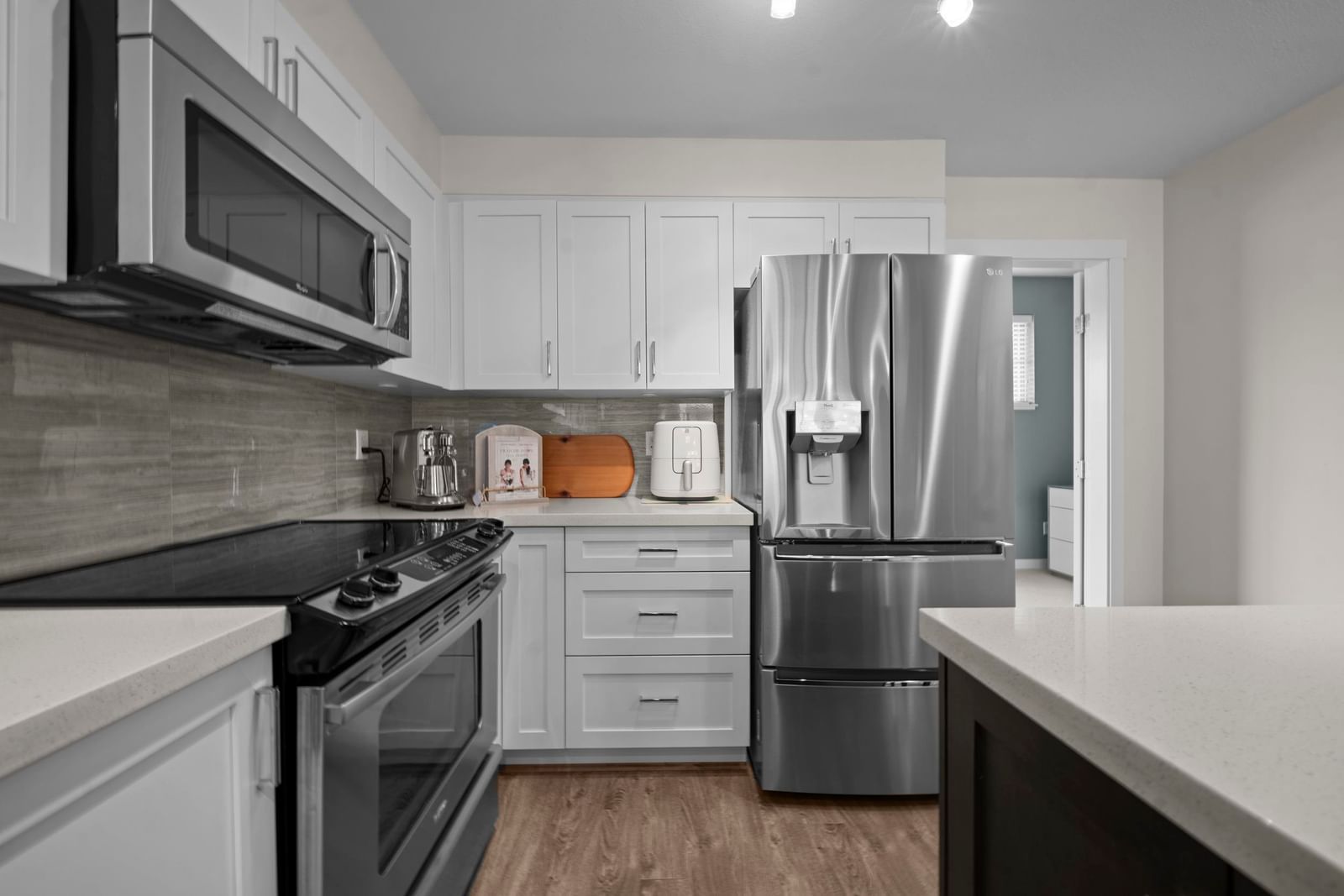Listing Image 13