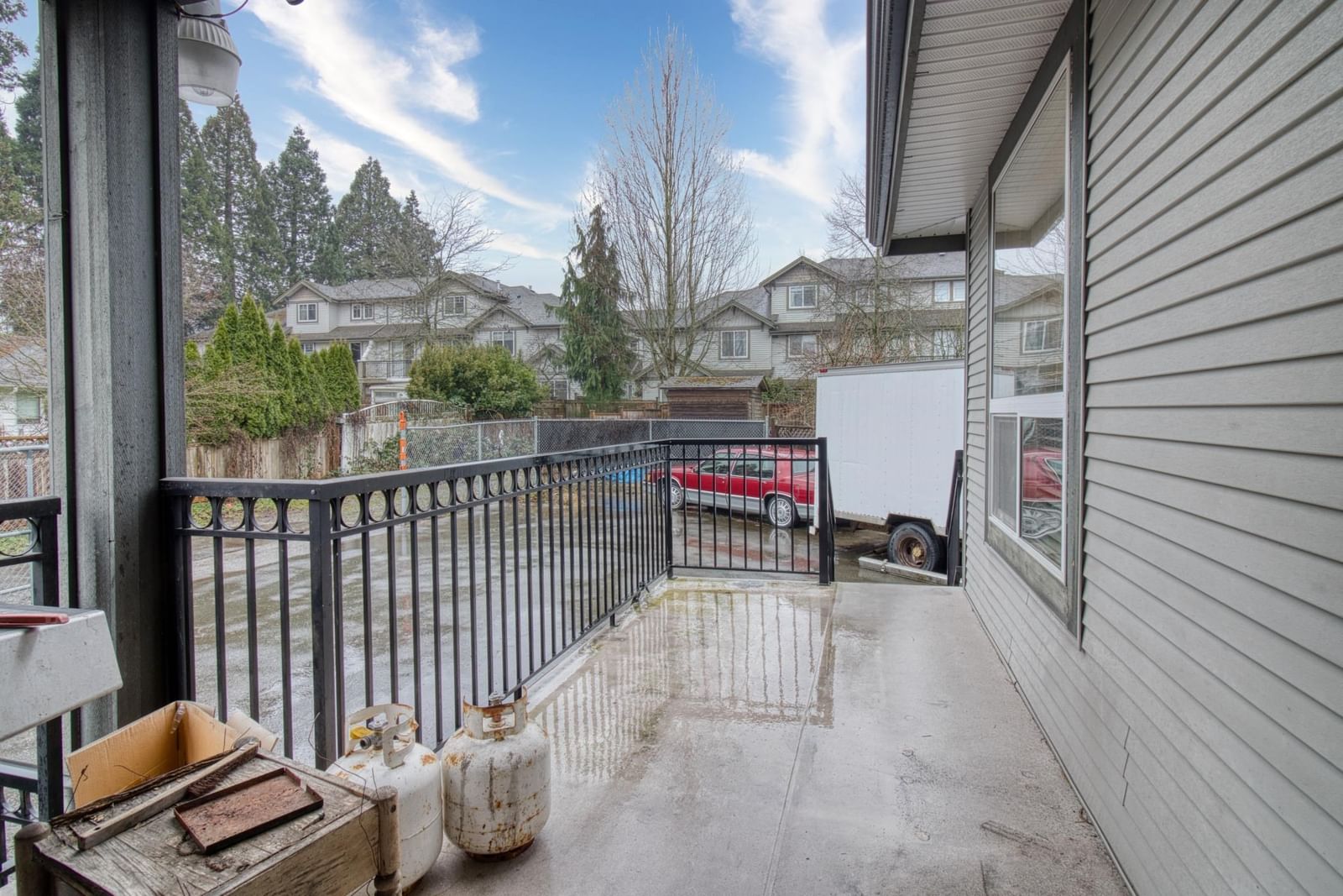 Listing Image 8