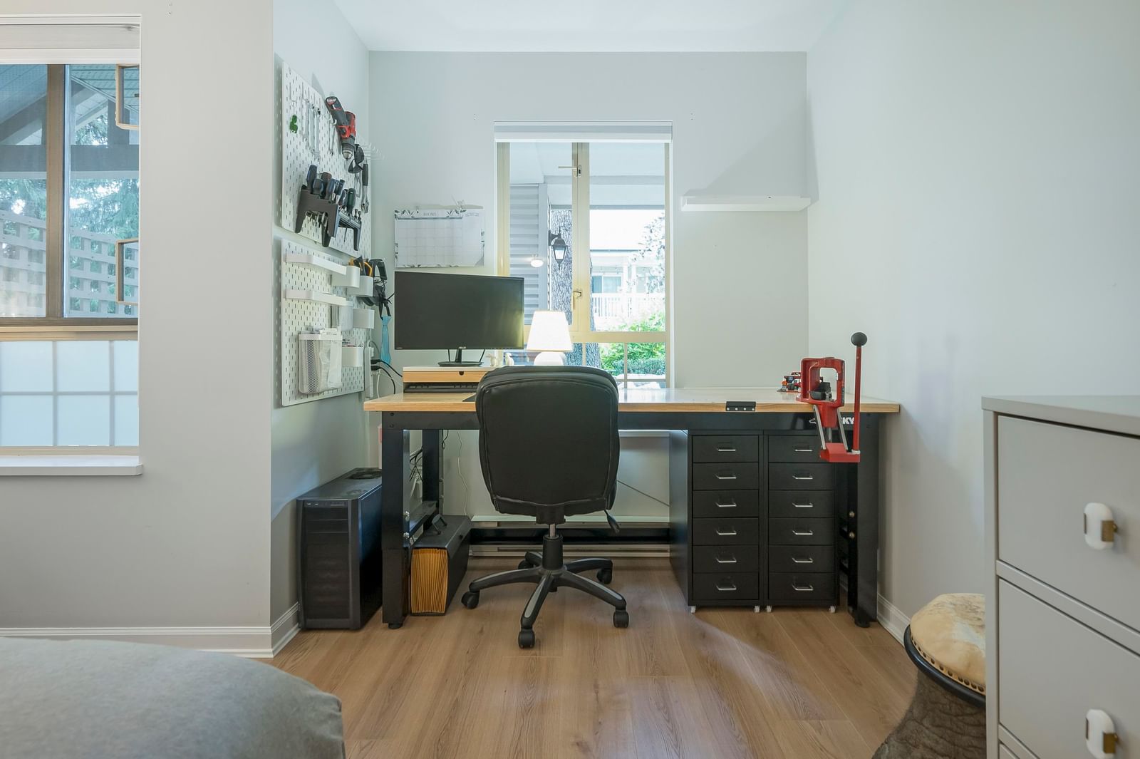 Listing Image 17