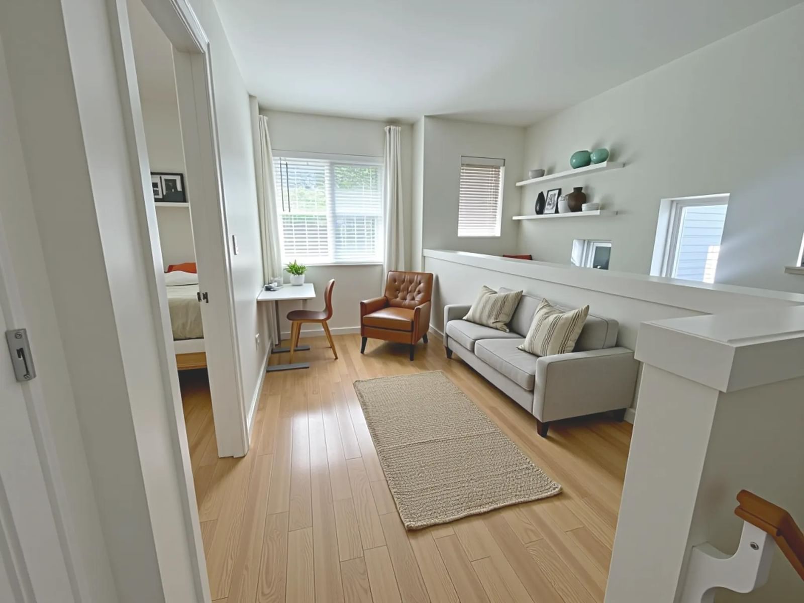 Listing Image 5