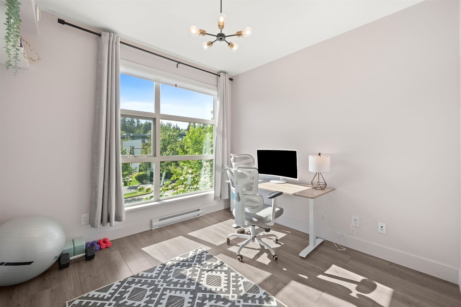 Listing Image 20