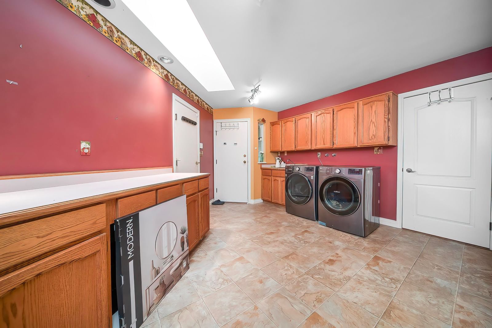 Listing Image 21