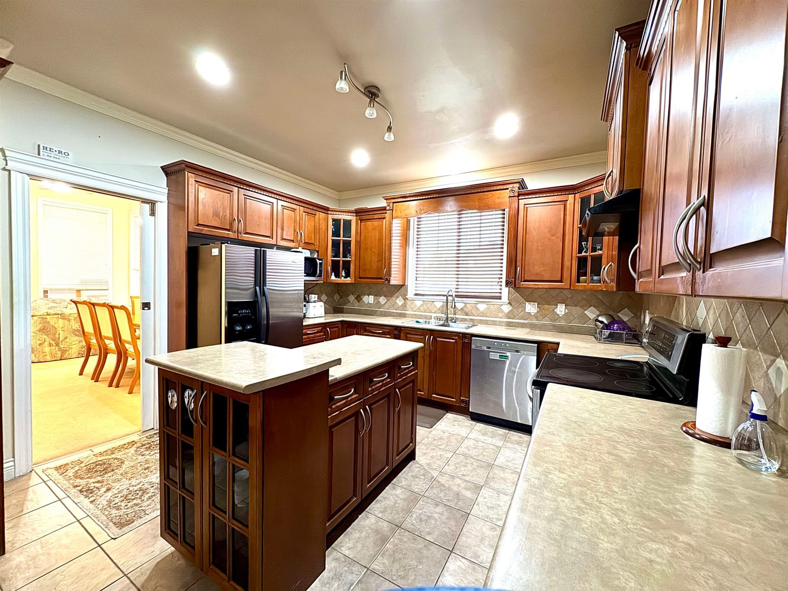 Listing Image 13