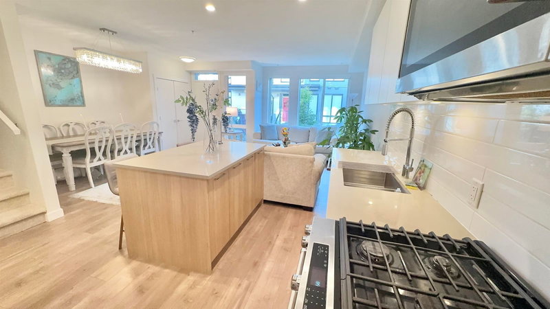 229 - 708 Lea Avenue, Coquitlam, V3J 4H5 | Image 2