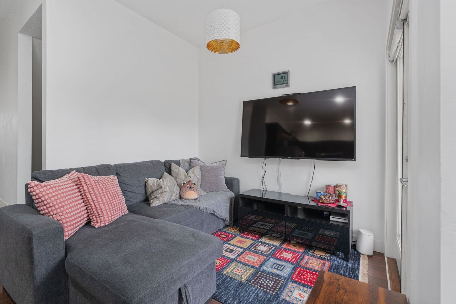 Listing Image 13