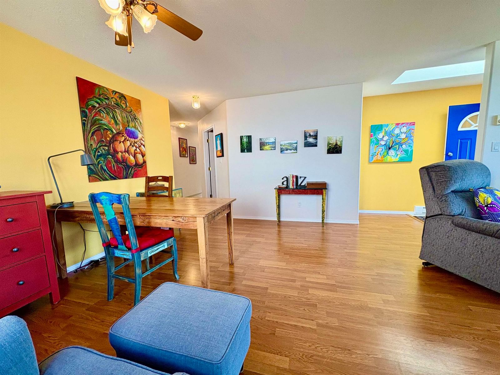 Listing Image 6