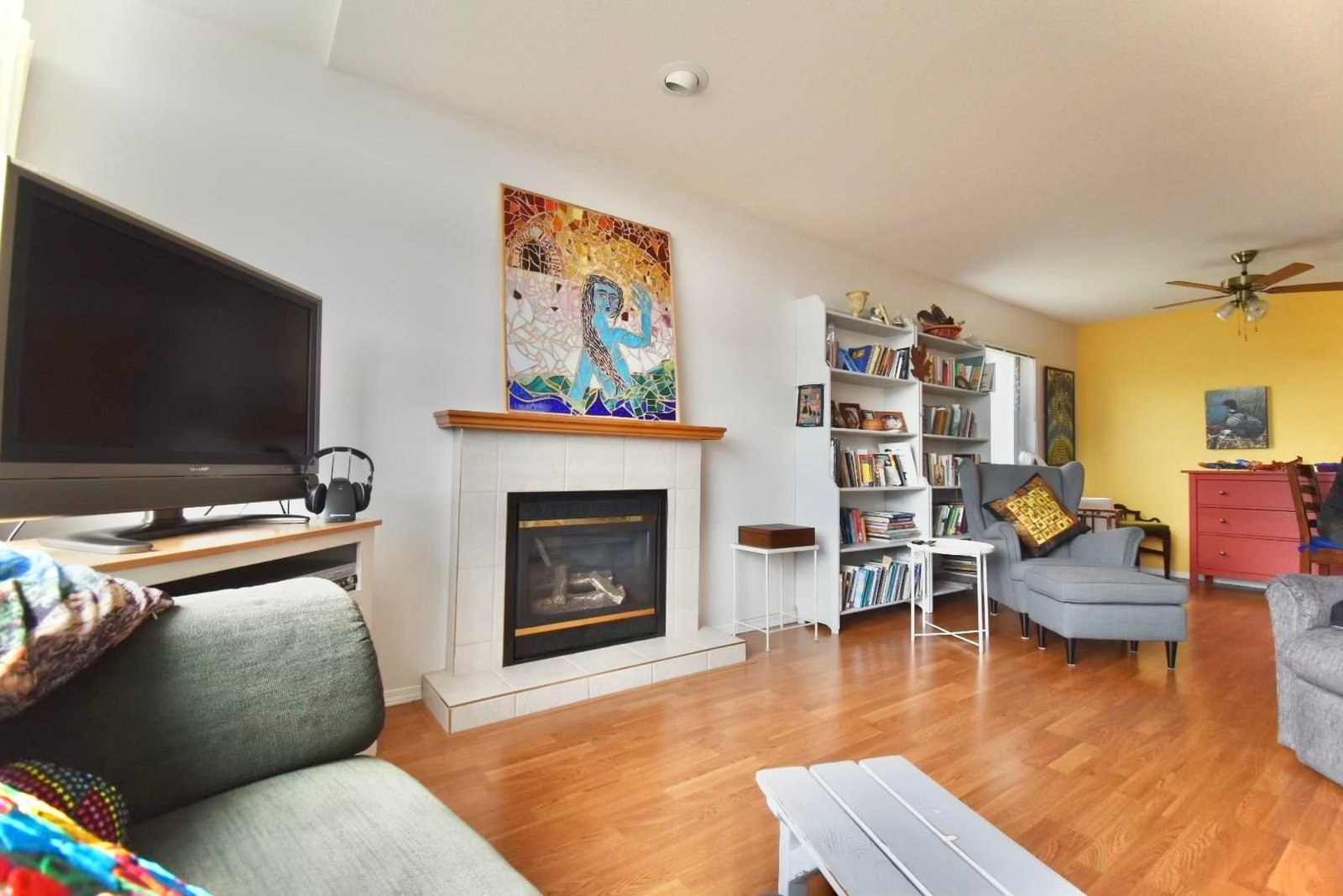 Listing Image 8