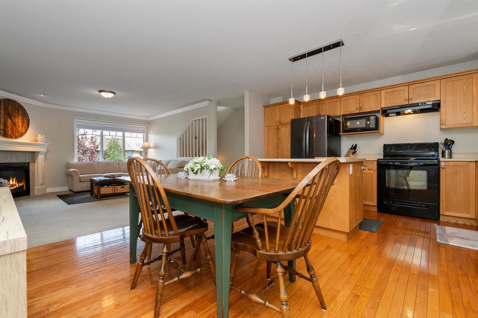 Listing Image 19
