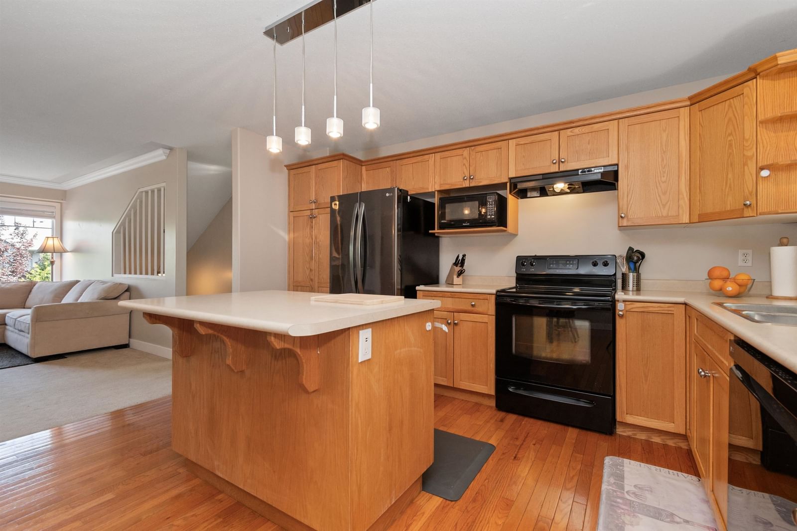 Listing Image 20