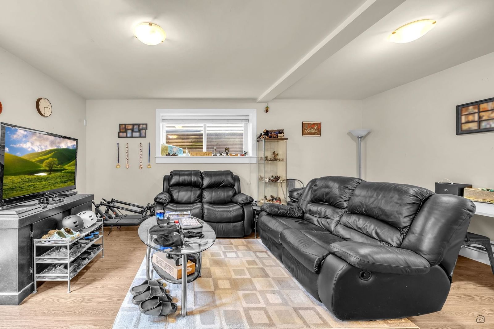 Listing Image 25