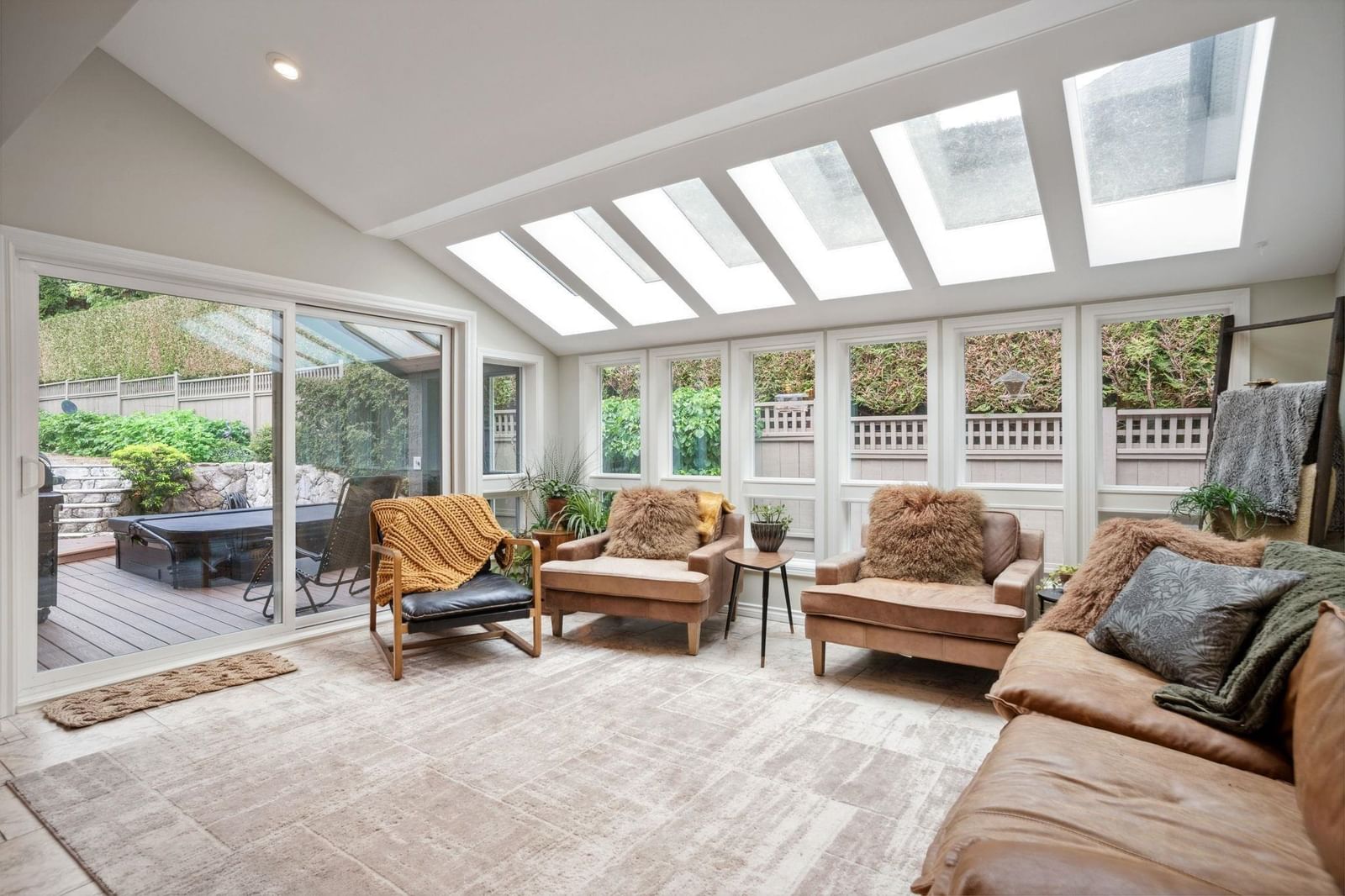 Listing Image 17