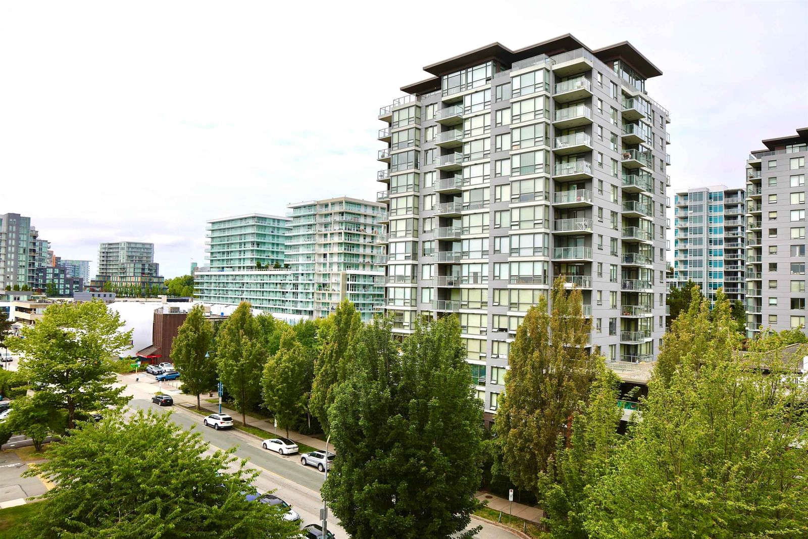 Listing Image 27