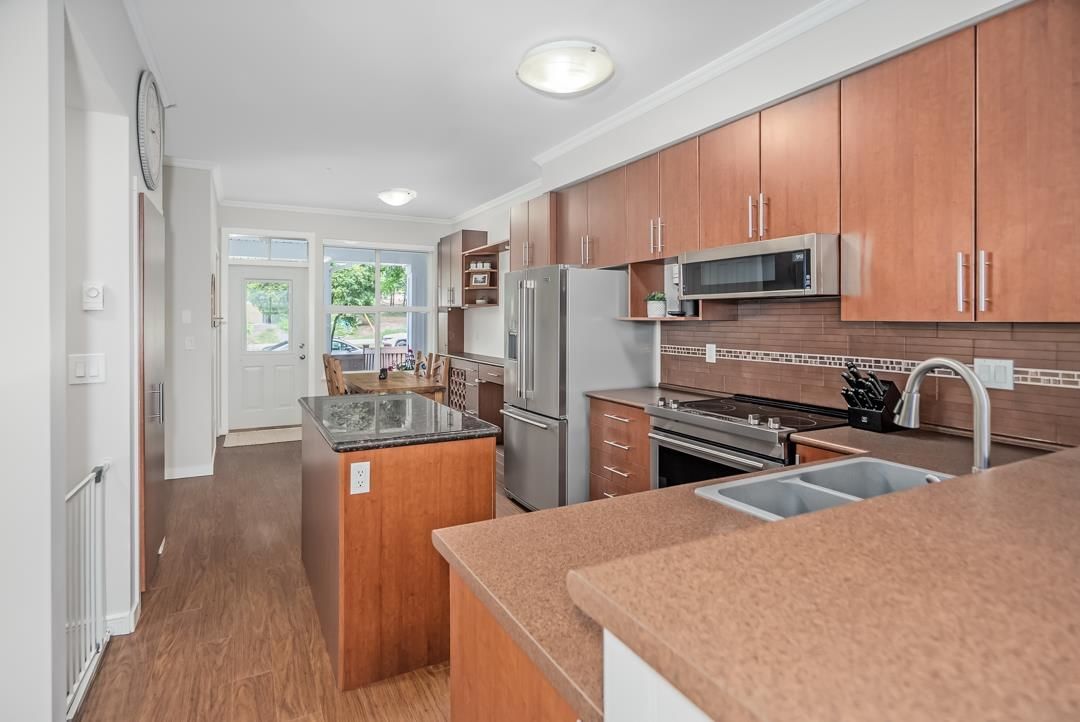 Listing Image 16