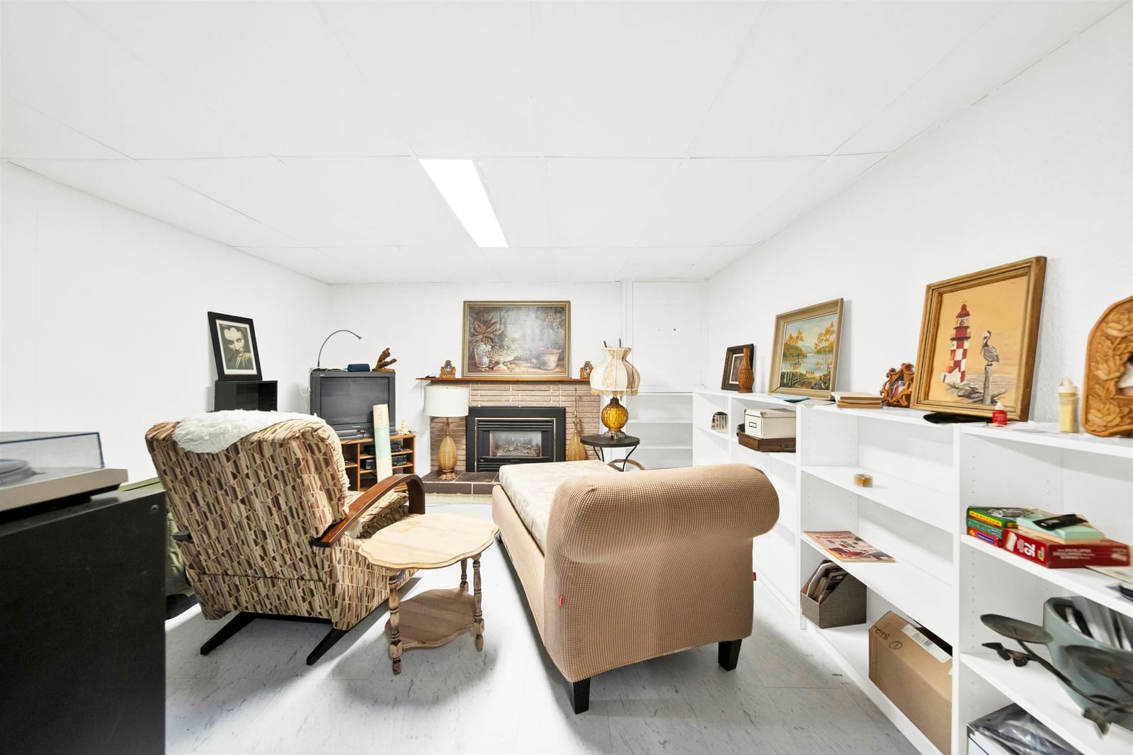 Listing Image 18