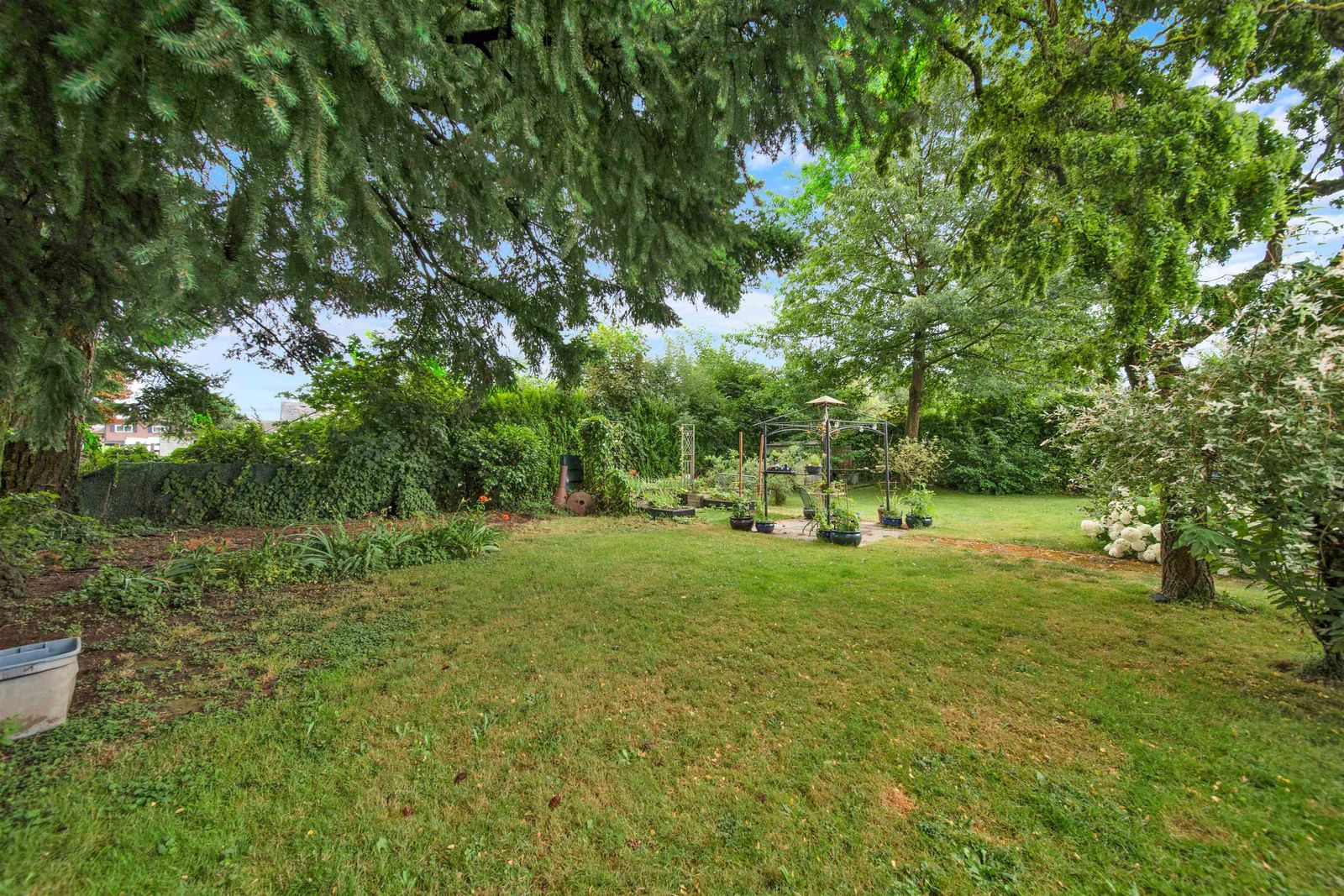 Listing Image 29