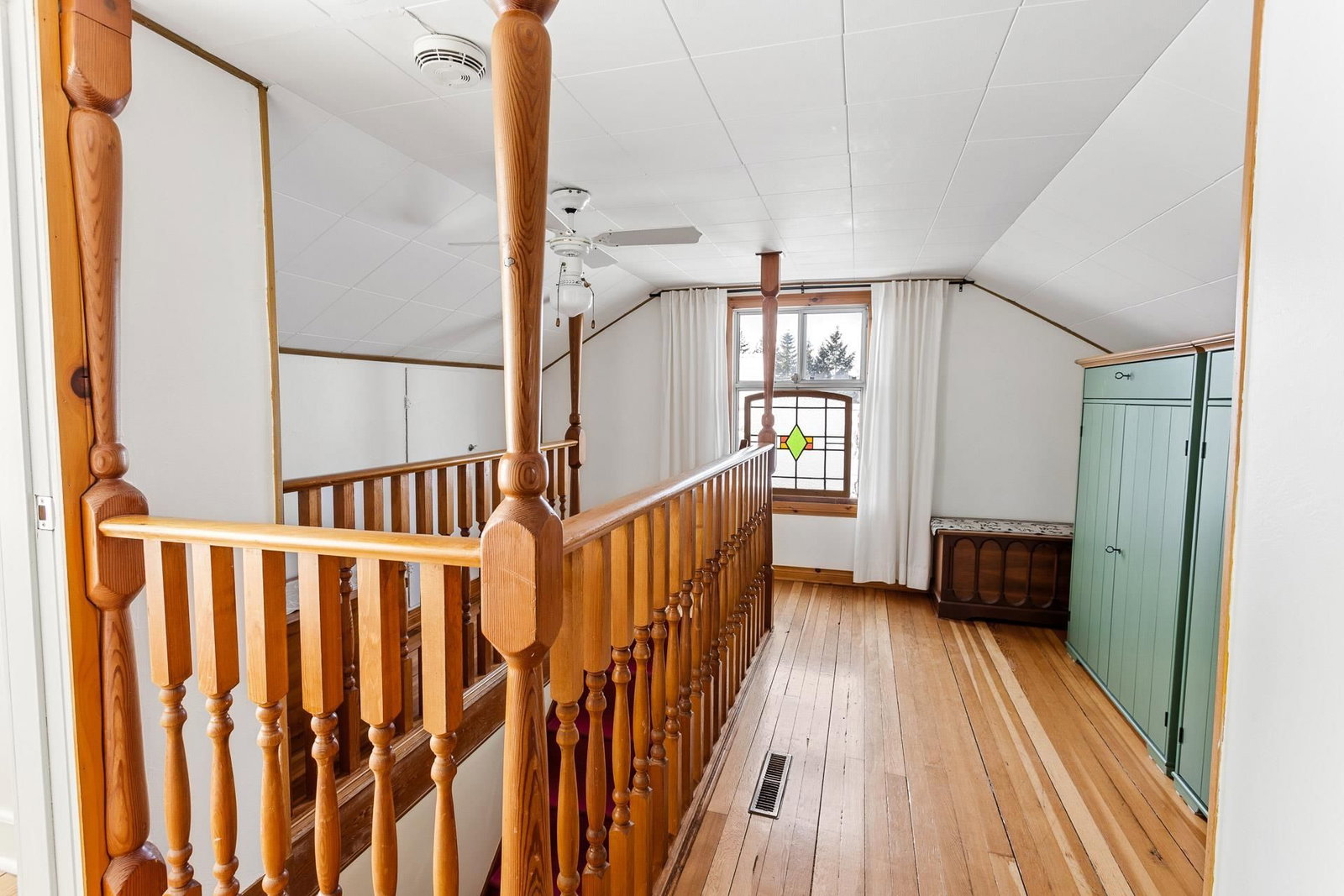 Listing Image 19
