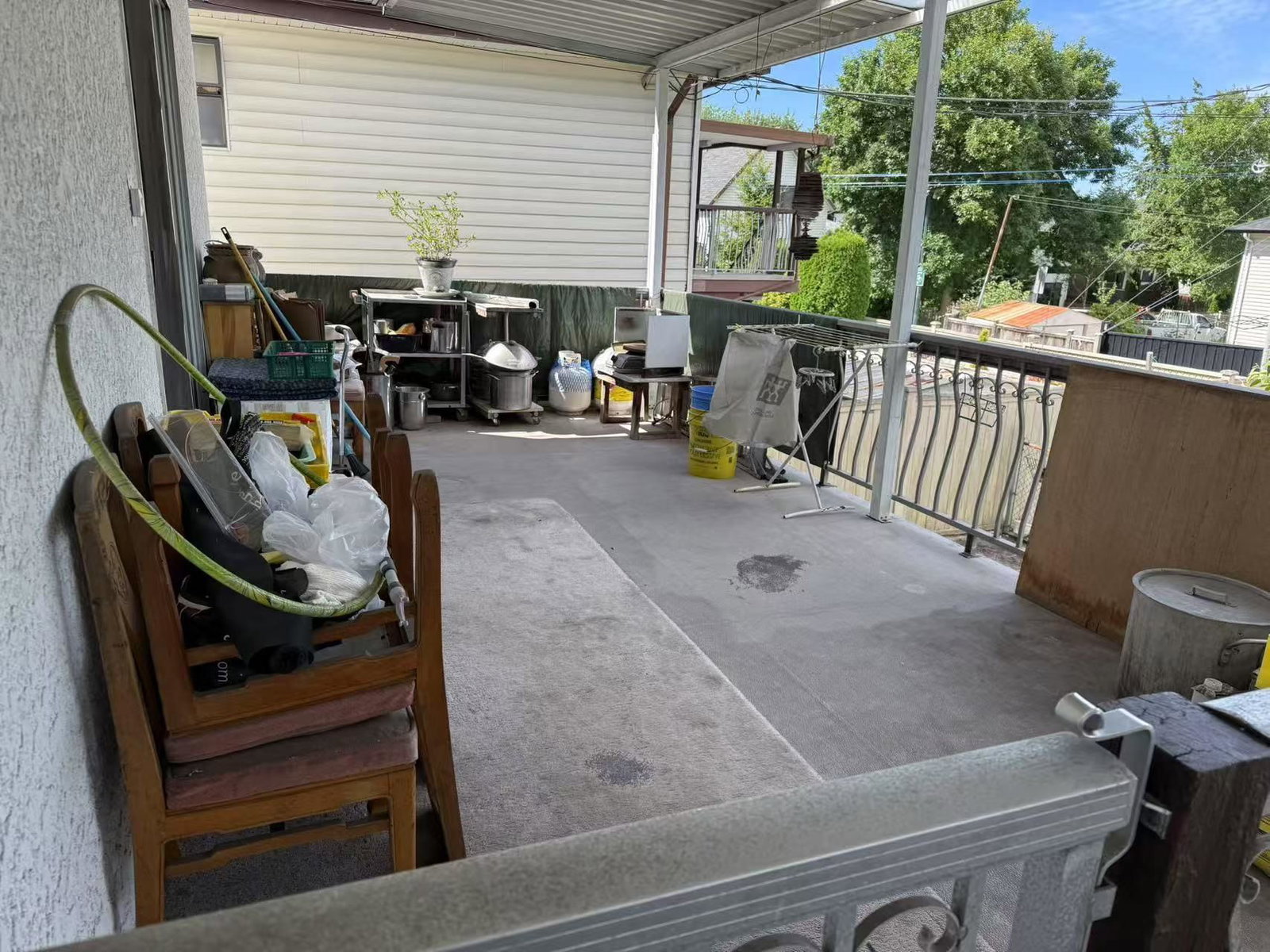 Listing Image 12