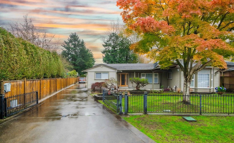 10060 Swinton Crescent