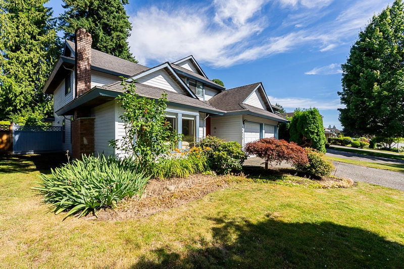10672 Glenwood Drive, Surrey, V4N 1T6 | Image 3