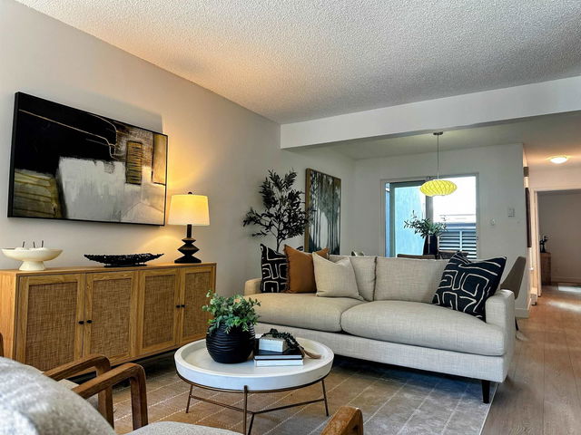 1369 8th Avenue W