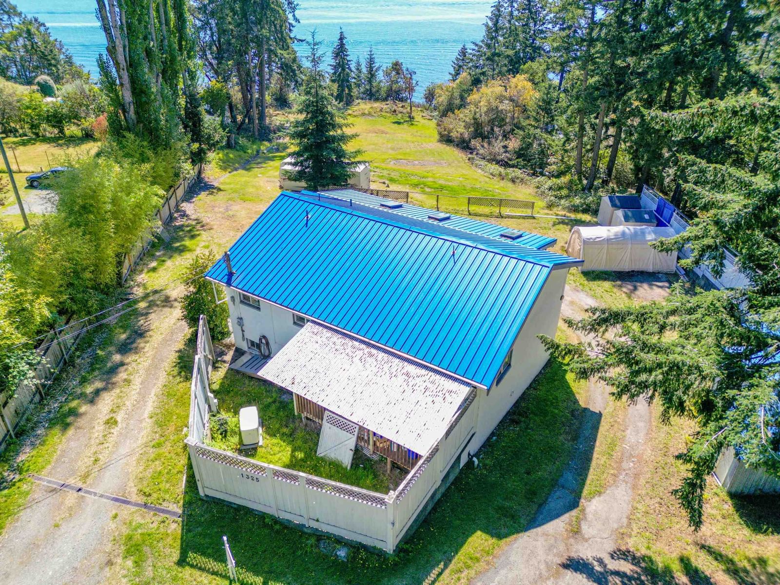 Listing Image 8