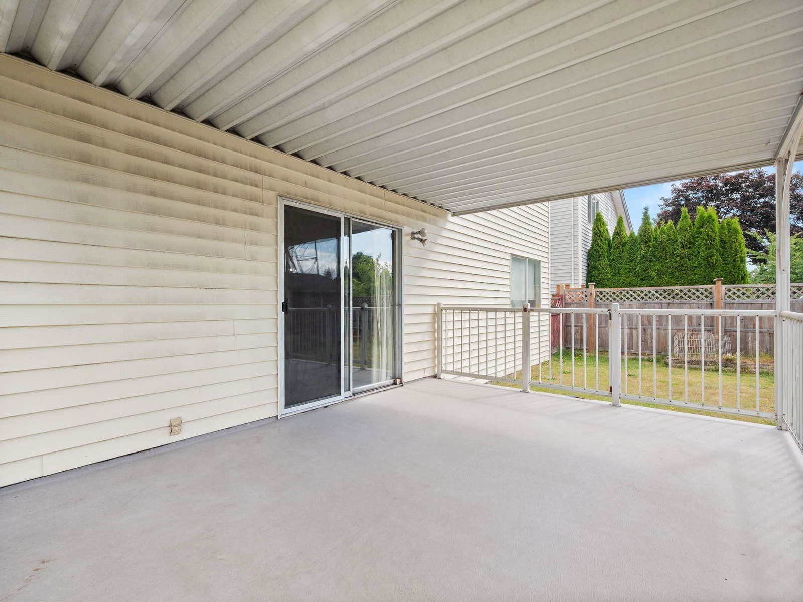 Listing Image 16