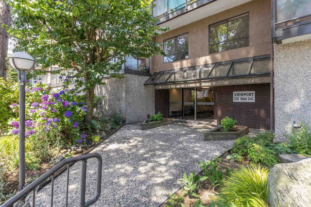 221 - 210 2nd Street W