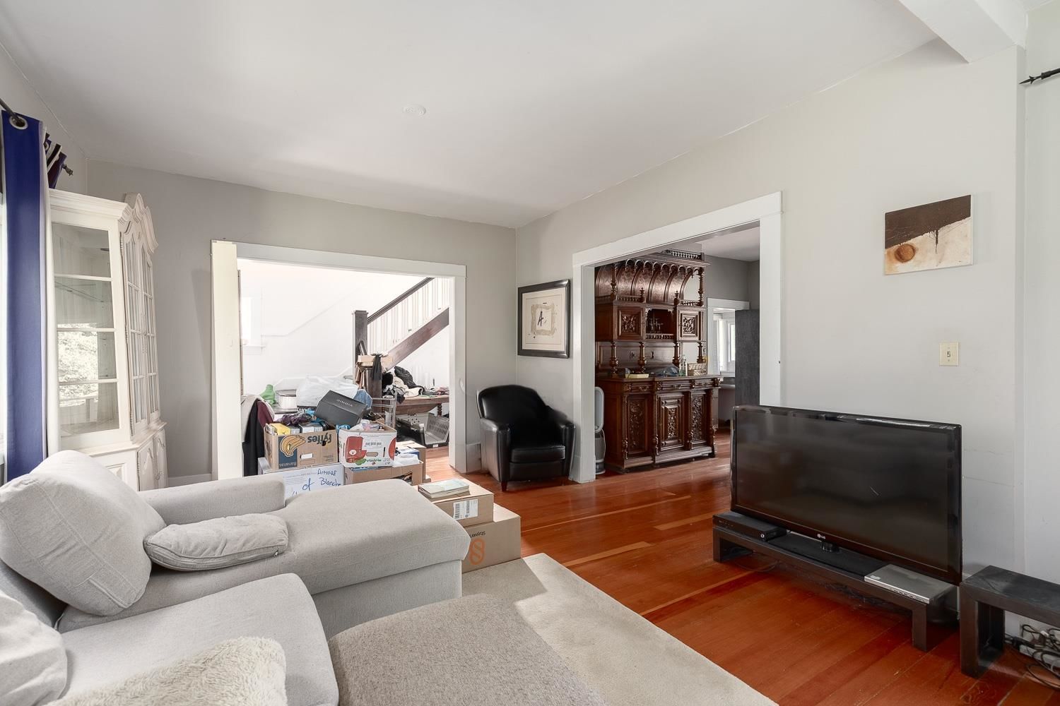 Listing Image 5