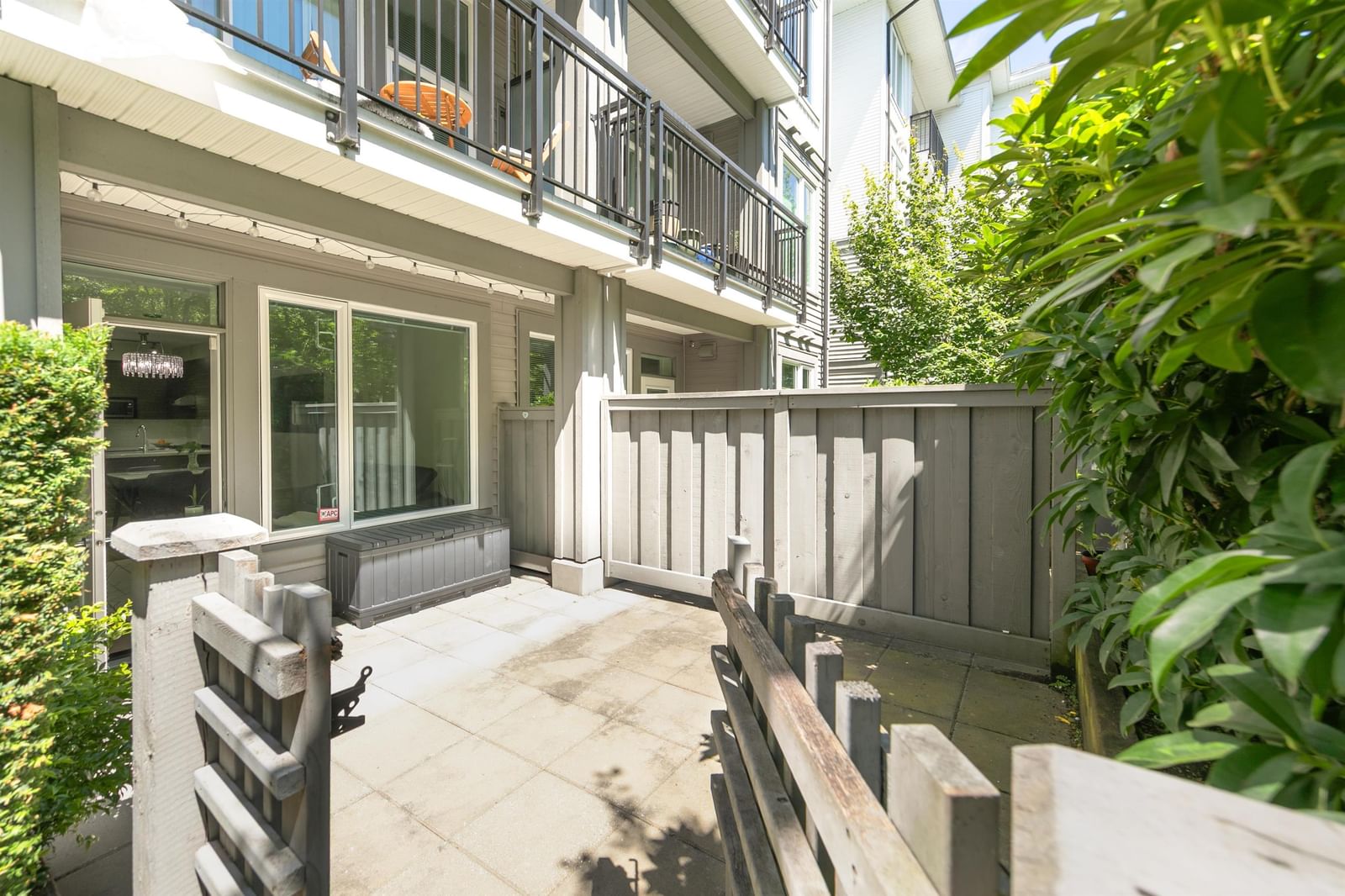 Listing Image 9