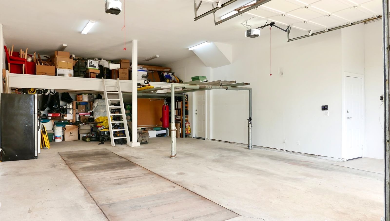 Listing Image 26