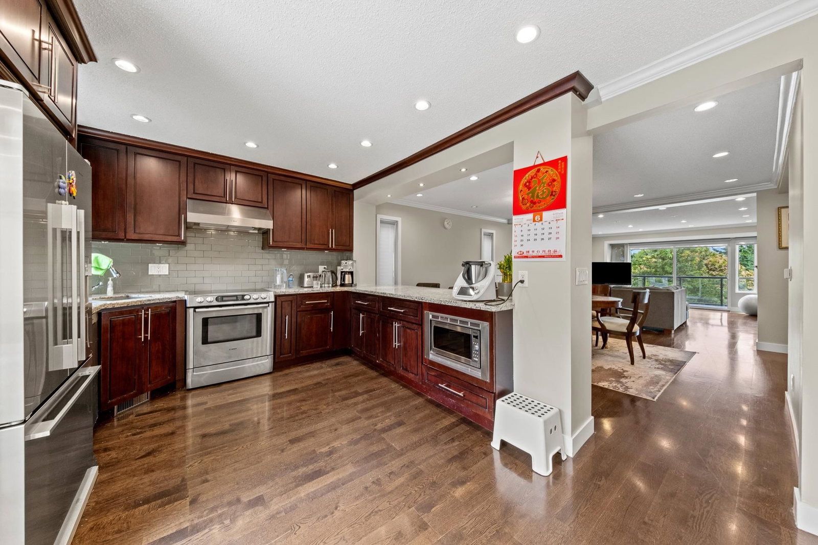 Listing Image 13