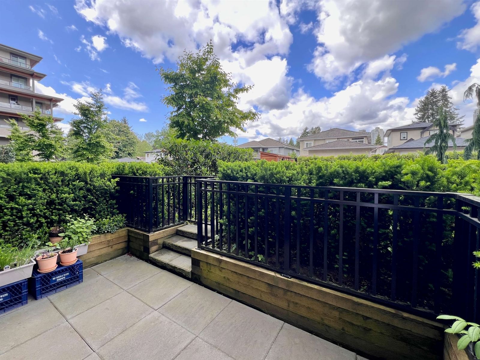 Listing Image 16
