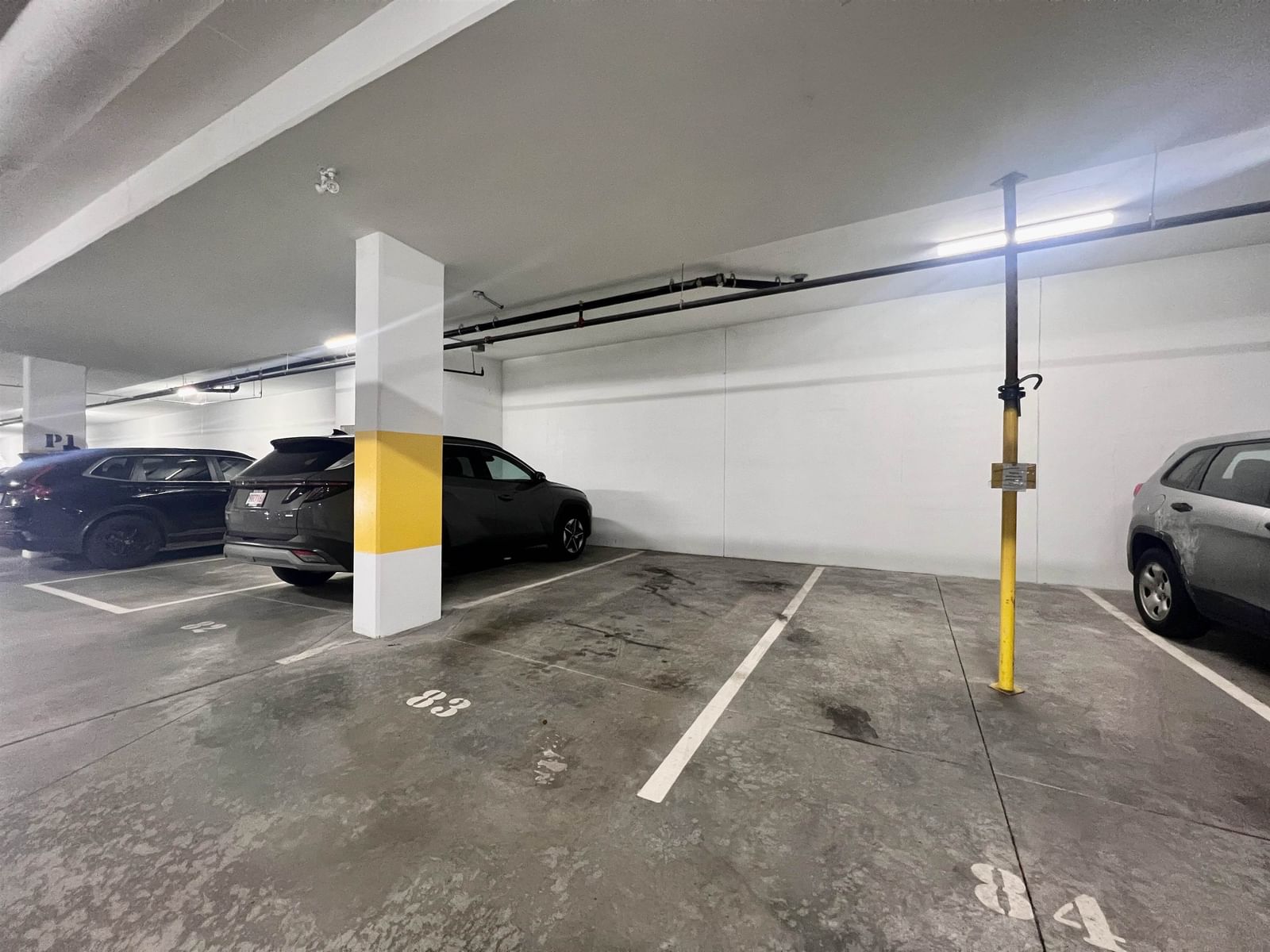 Listing Image 19