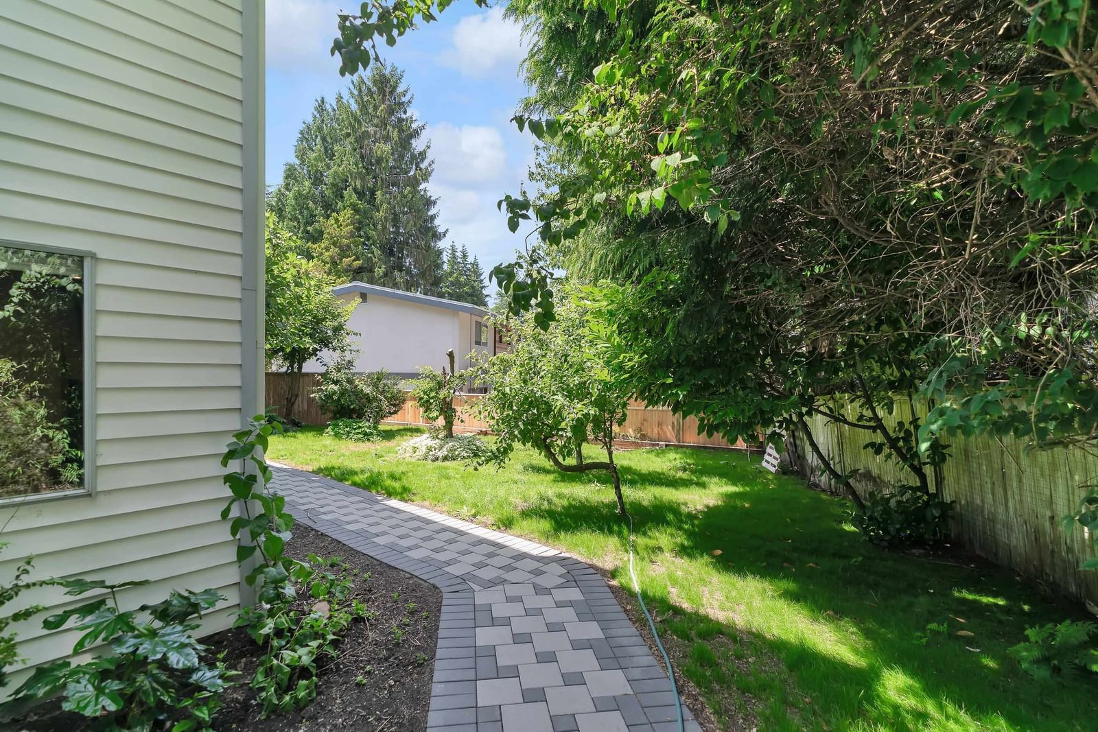 Listing Image 35
