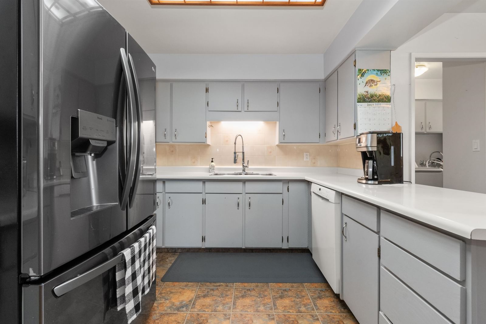Listing Image 14