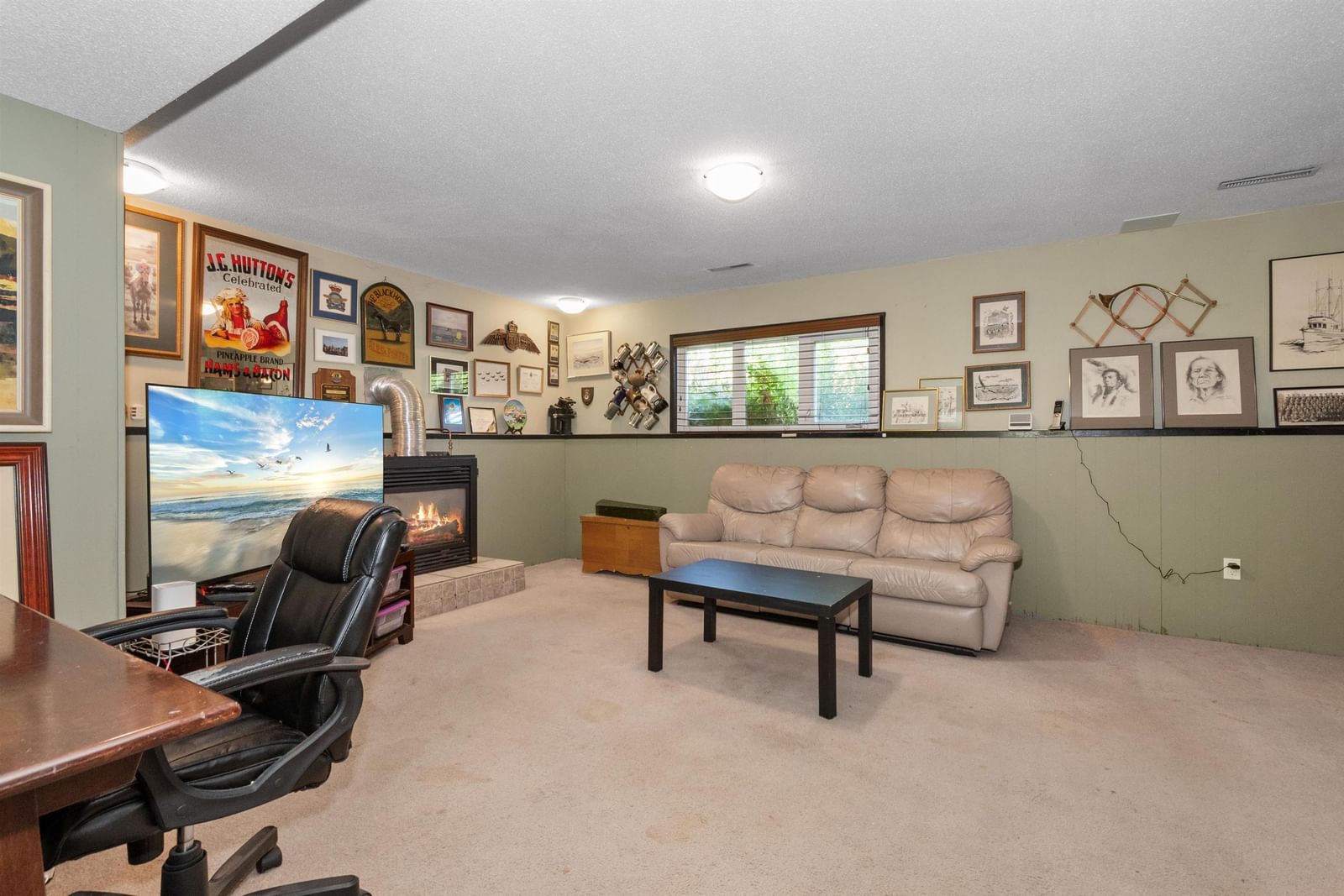 Listing Image 25