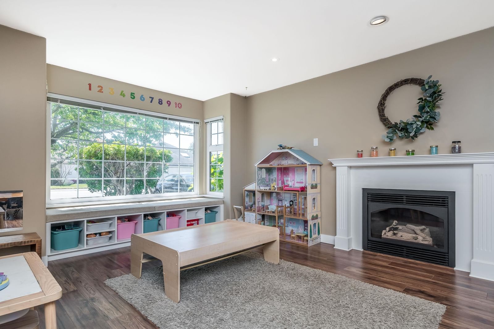 Listing Image 15